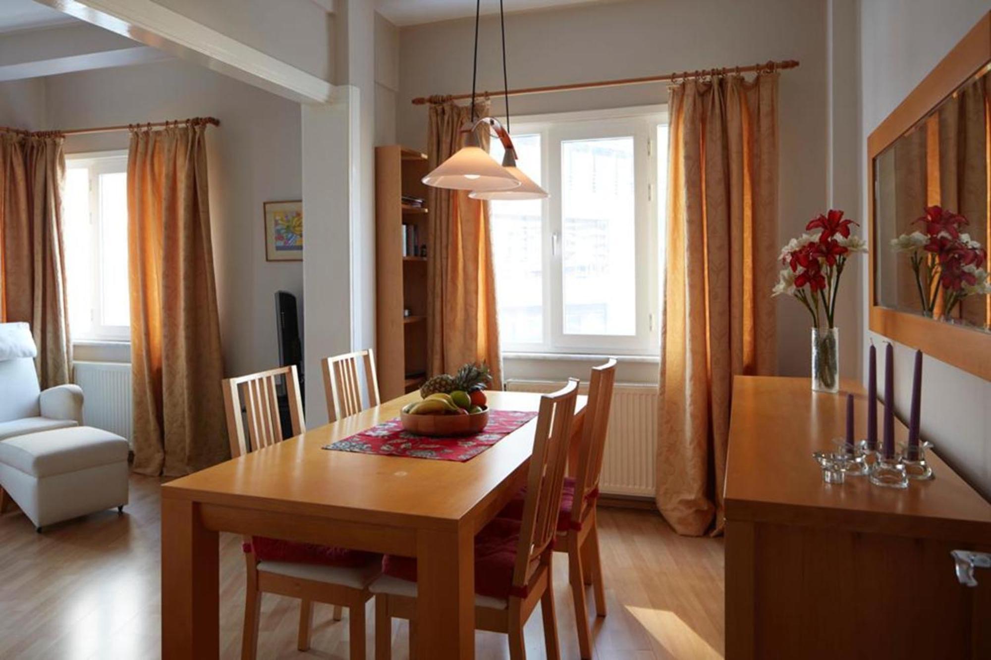 Cozy Apartment Next To Taksim Square Istambul Exterior foto